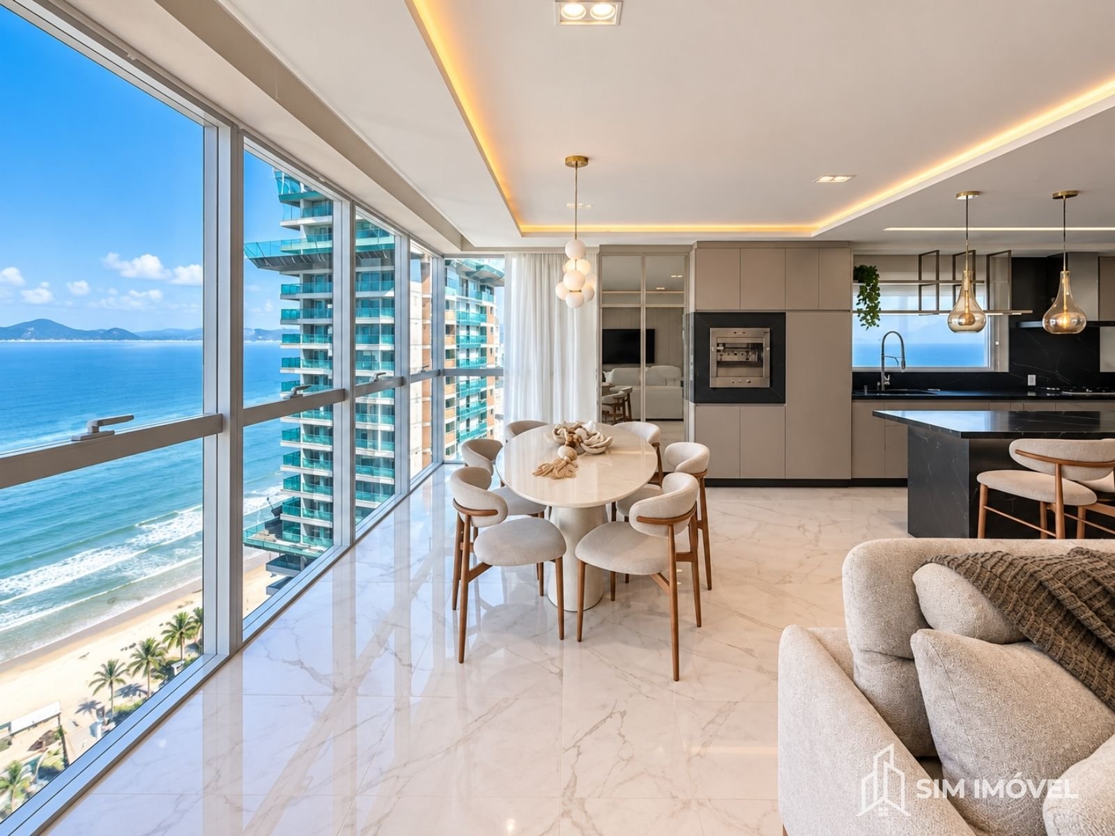 Apartamento com 4 dormitórios em Pioneiros Balneário Camboriú