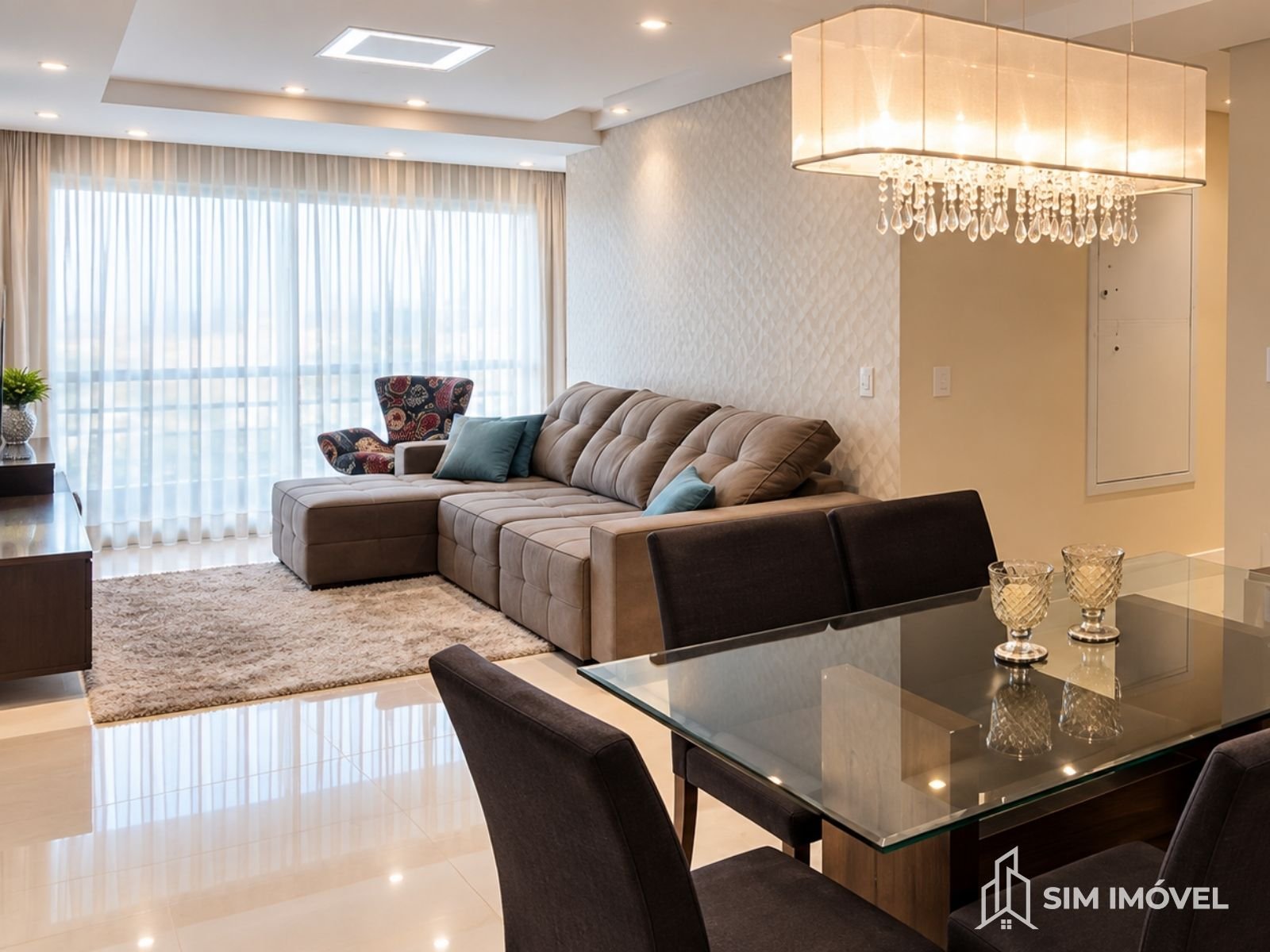 Apartamento com 3 dormitórios em Pioneiros Balneário Camboriú
