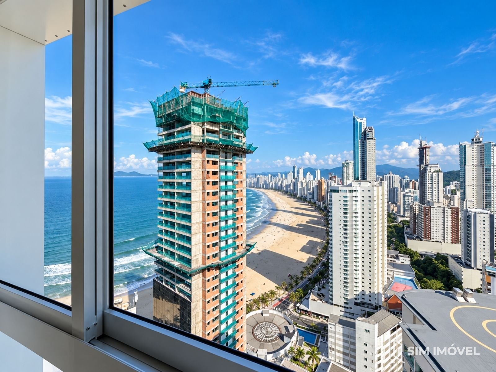 Apartamento com 4 dormitórios em Pioneiros Balneário Camboriú